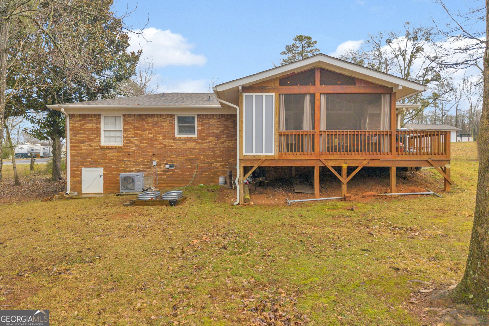 94 Hillcrest Street Commerce - Photo 13