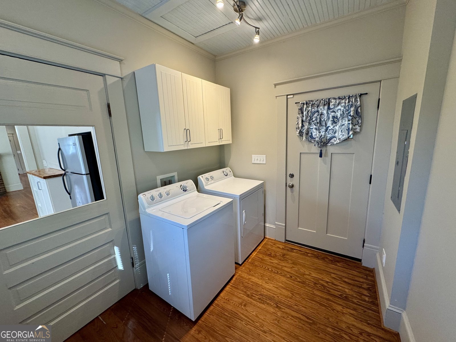 2482 Maple Street East Point - Photo 17