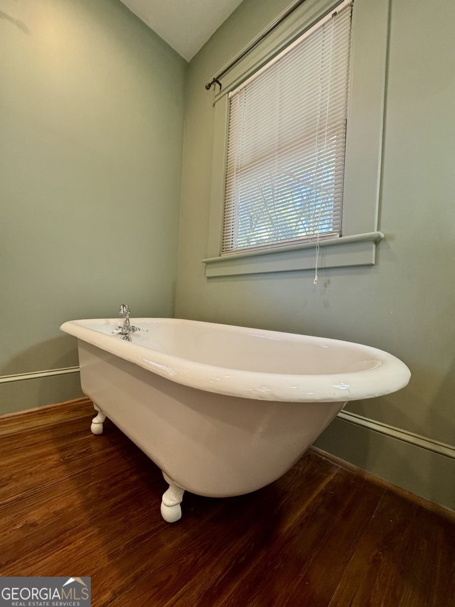 2482 Maple Street East Point - Photo 25