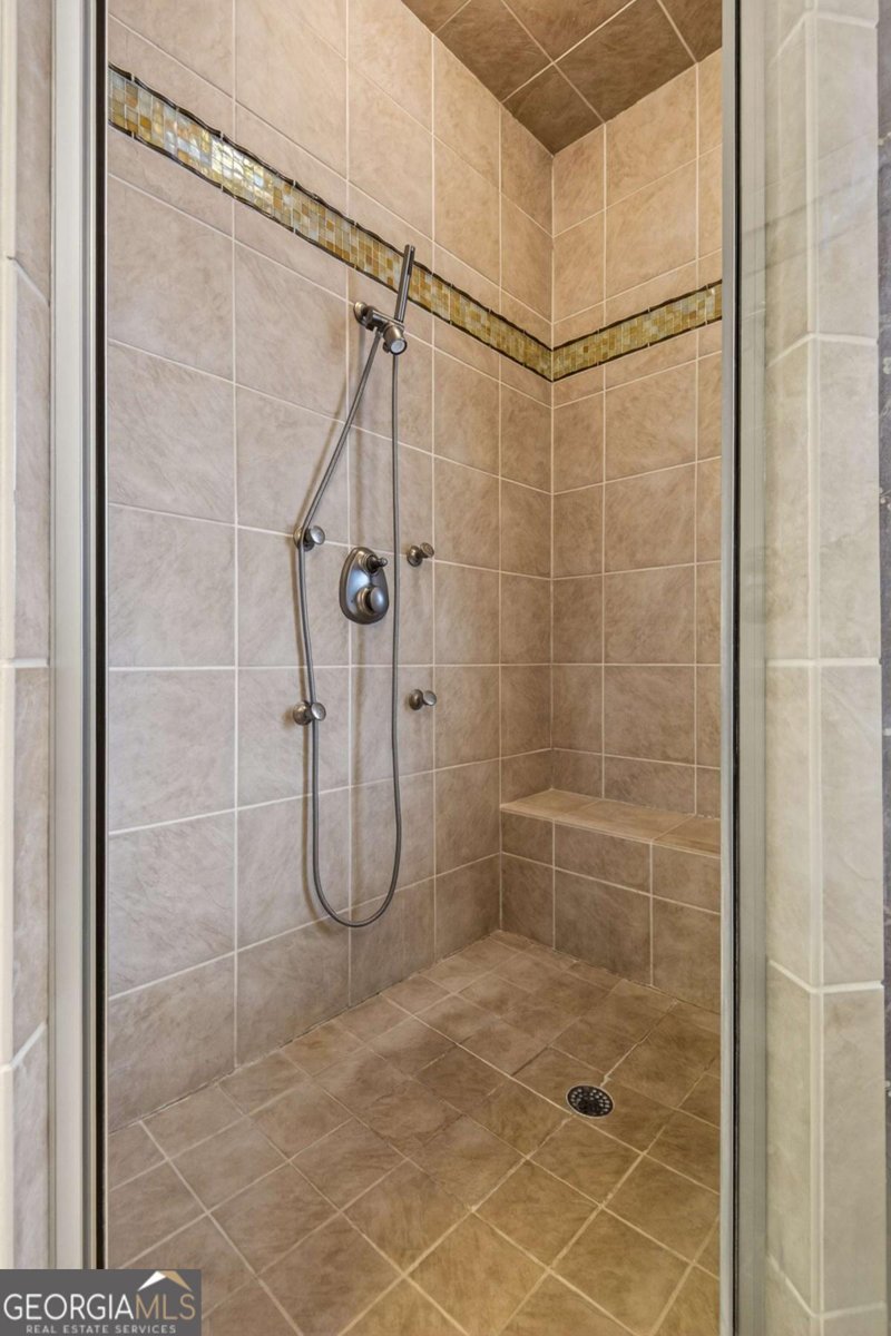 617 Garden Lane Statham - Photo 32