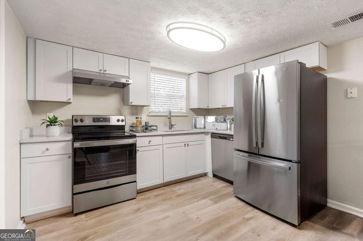 5570 Downs Way Lithonia - Photo 10