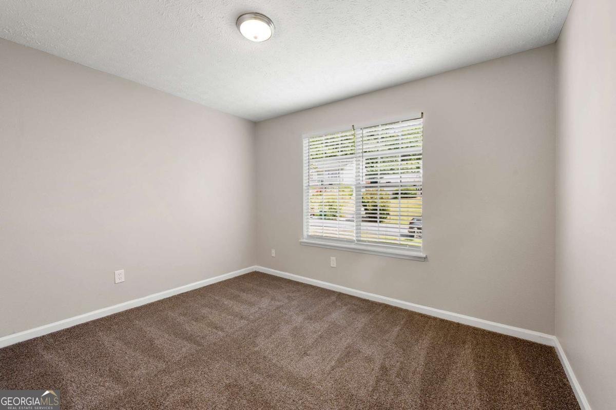 5570 Downs Way Lithonia - Photo 18