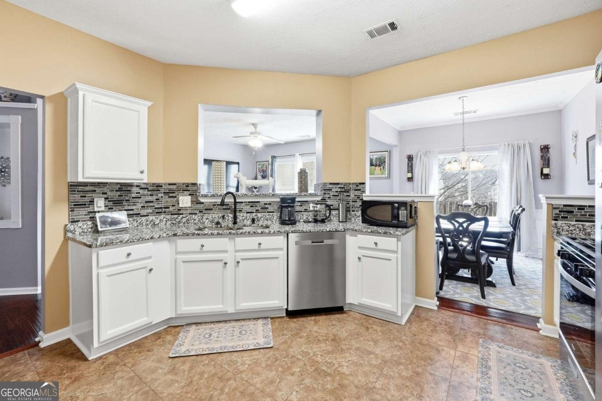 729 Mountain Laurel Drive Canton - Photo 7