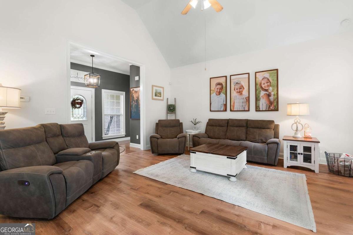 221 Creekside Drive Arnoldsville - Photo 11