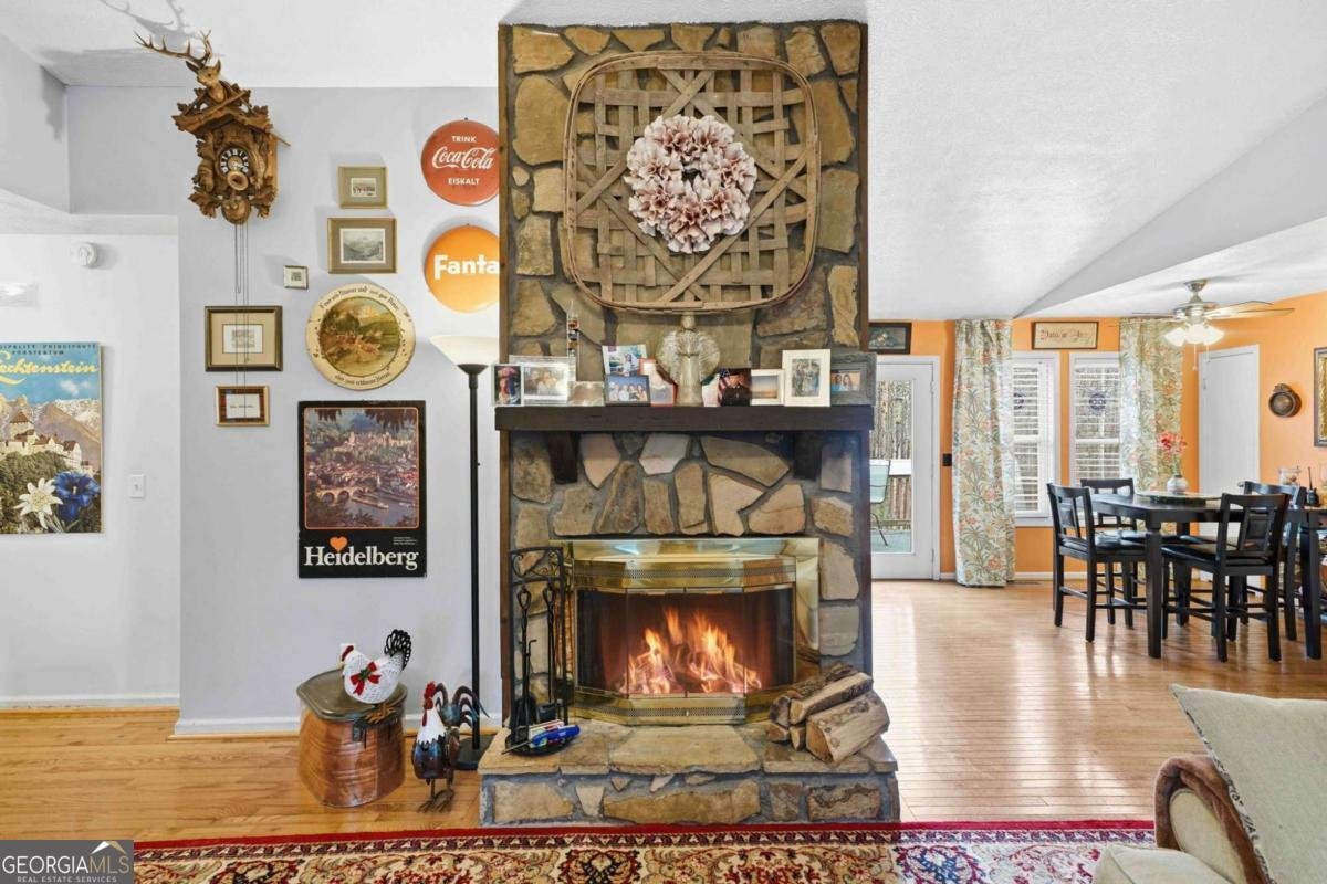 478 Victoria Road Woodstock - Photo 8