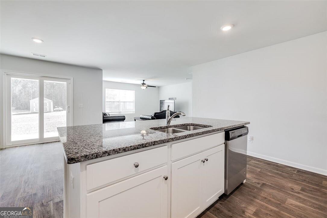 105 Nevis Road Guyton - Photo 8