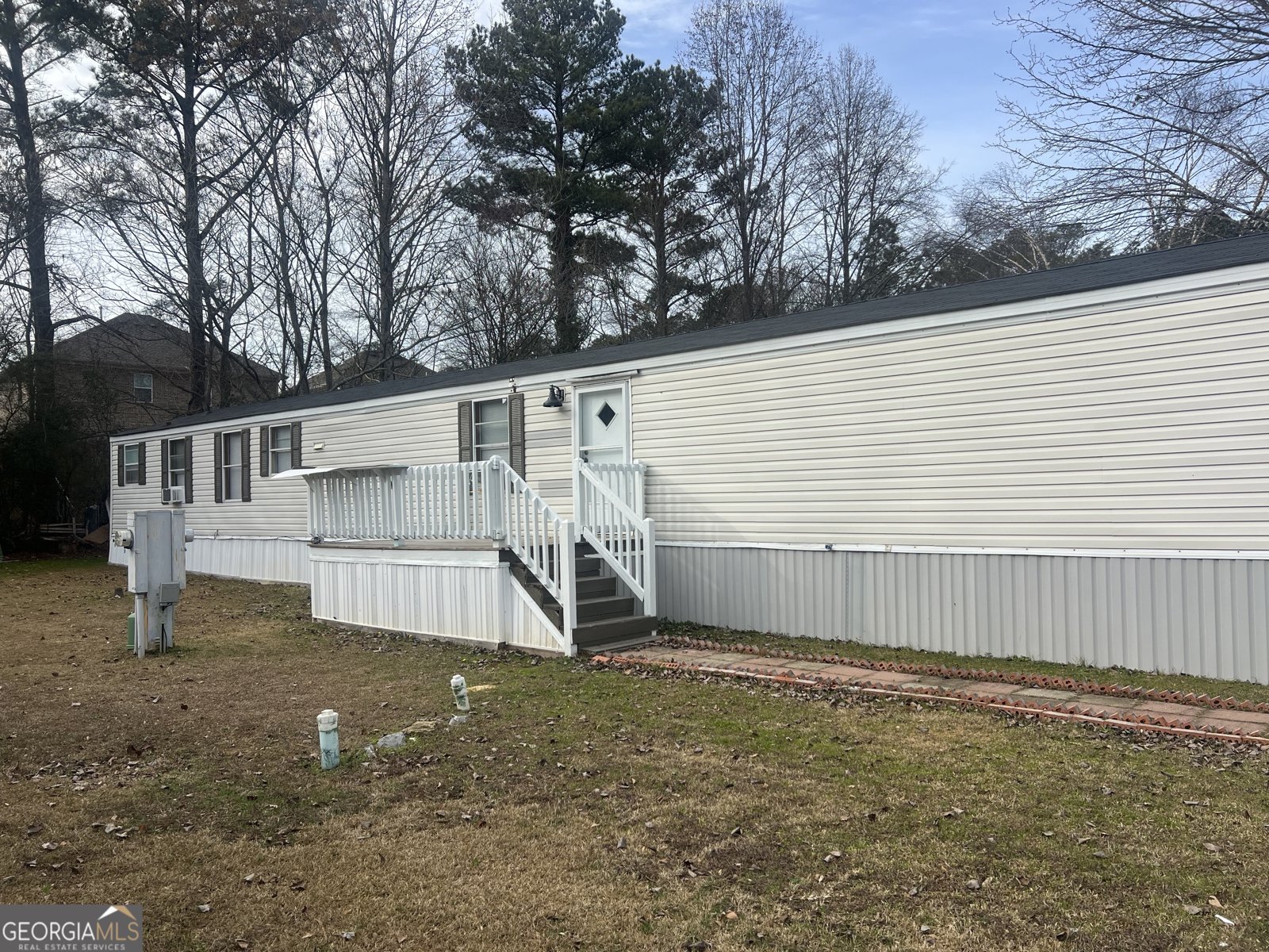 73 Lillian Circle Stockbridge - Photo 1