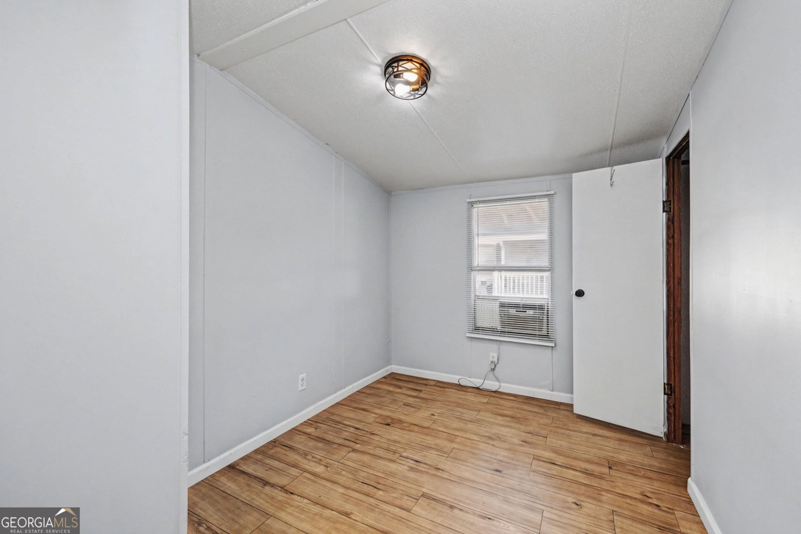 73 Lillian Circle Stockbridge - Photo 13