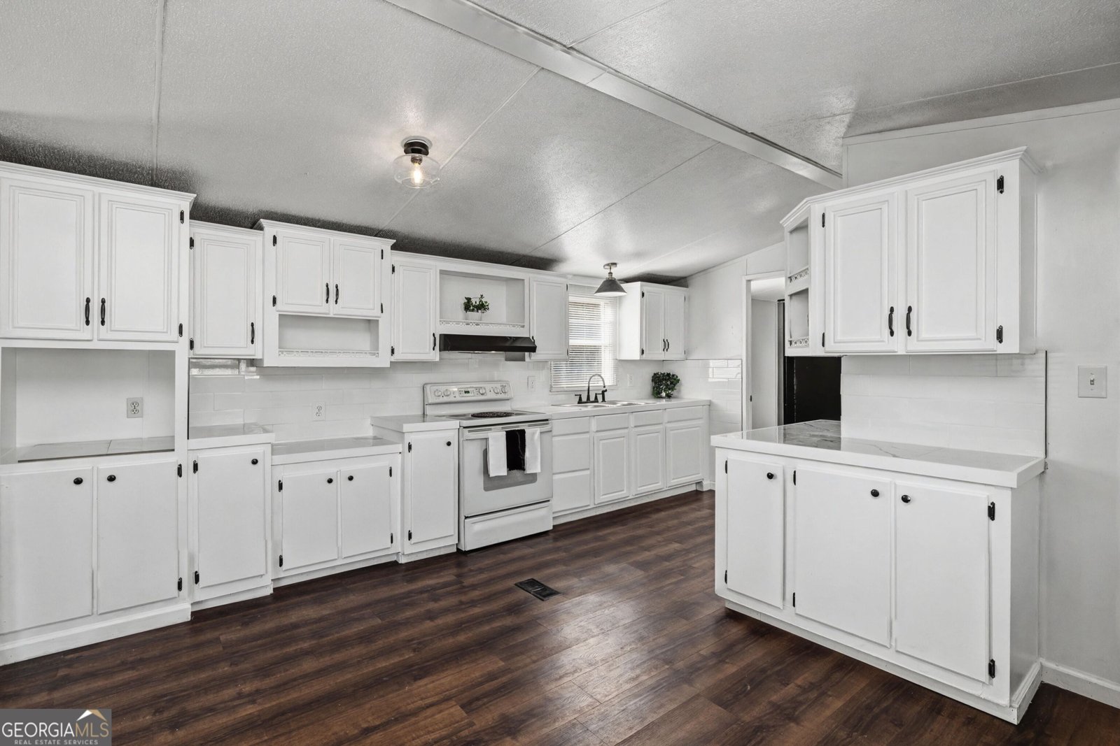 73 Lillian Circle Stockbridge - Photo 6