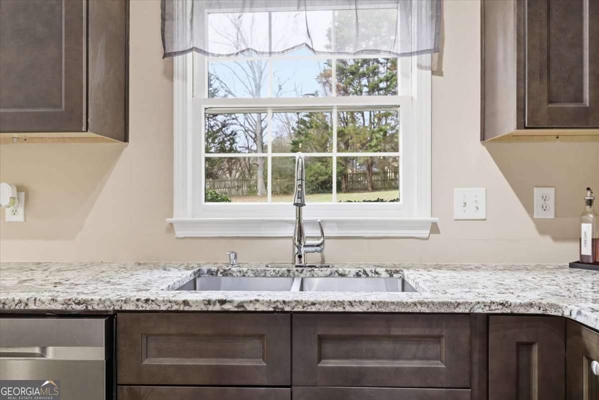 1050 Brookton Square Powder Springs - Photo 17