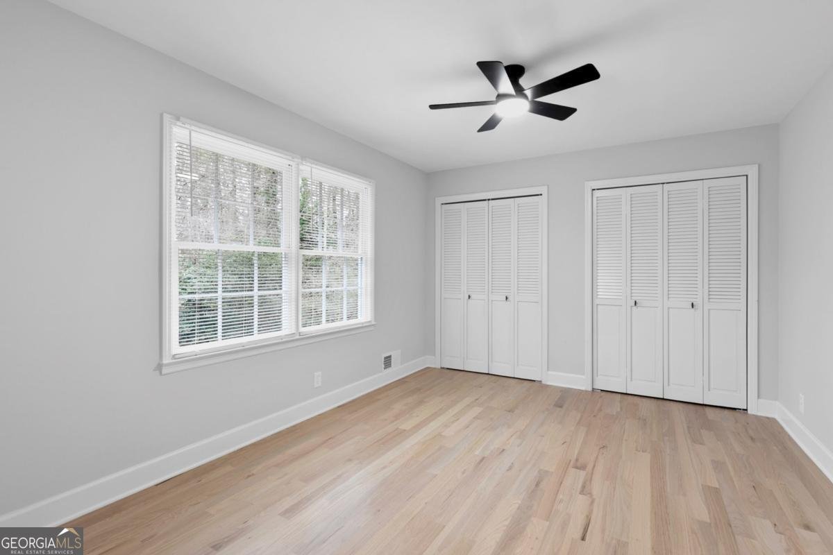 2802 Lakeview Court Buford - Photo 18