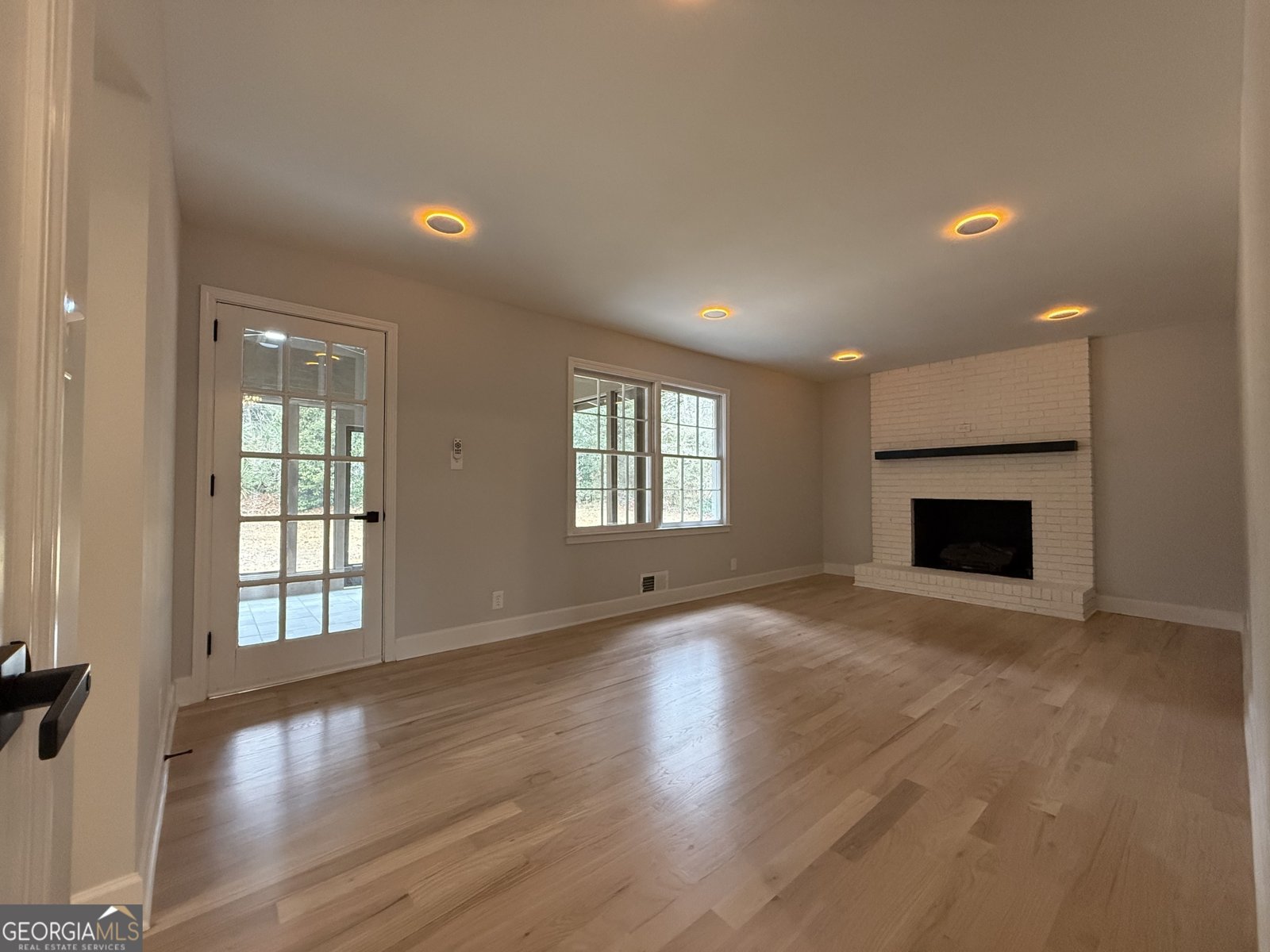 2802 Lakeview Court Buford - Photo 31