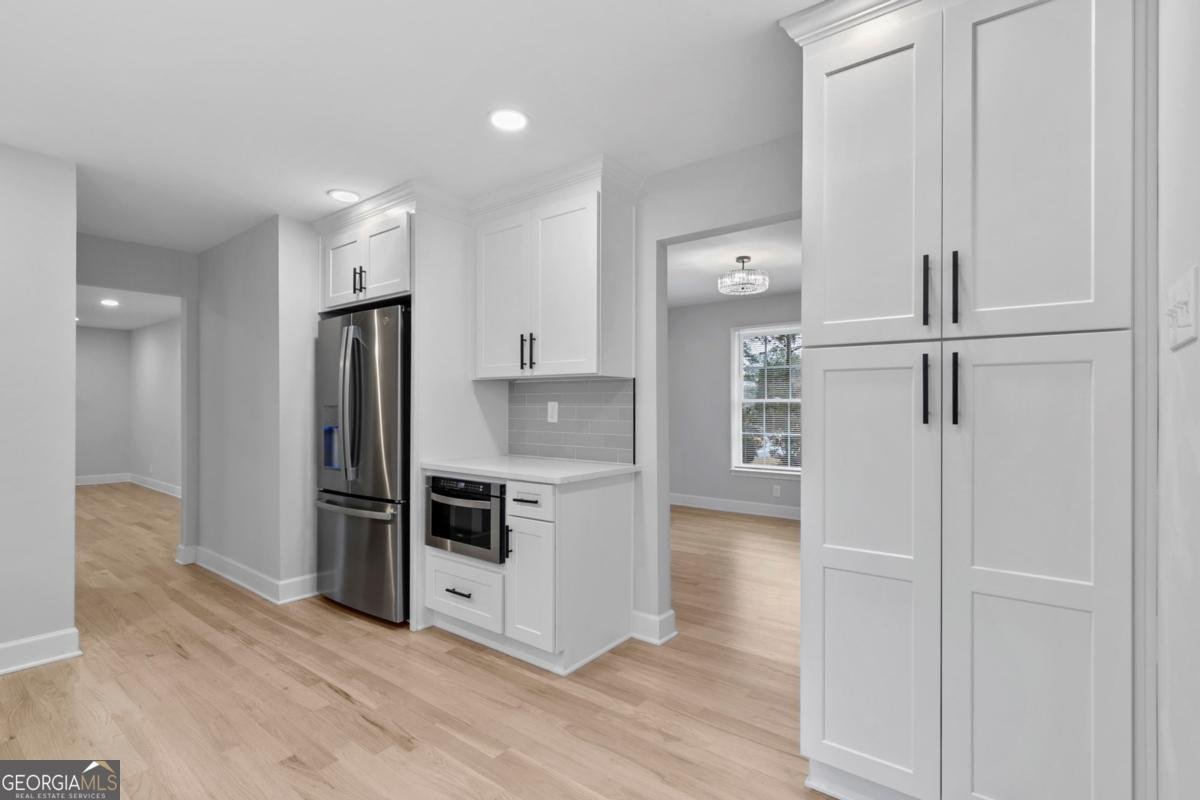 2802 Lakeview Court Buford - Photo 6