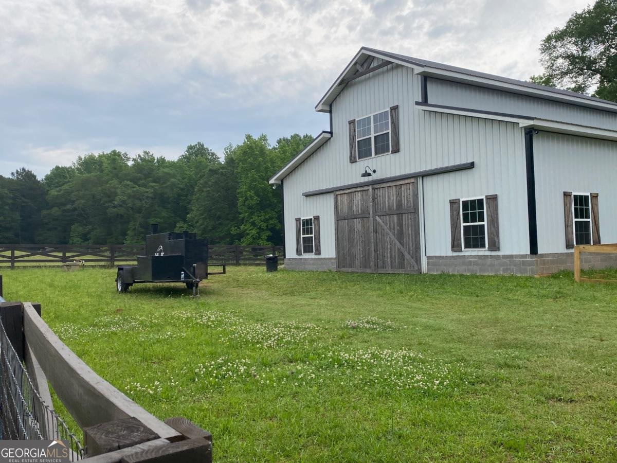 919 Arnold Bottoms Road Comer - Photo 13