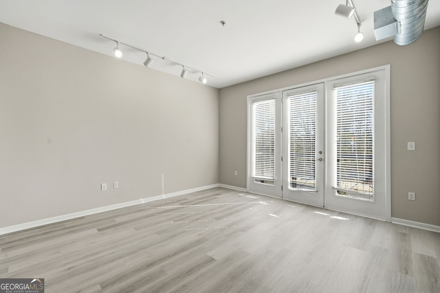 5300 Peachtree Road Atlanta - Photo 27