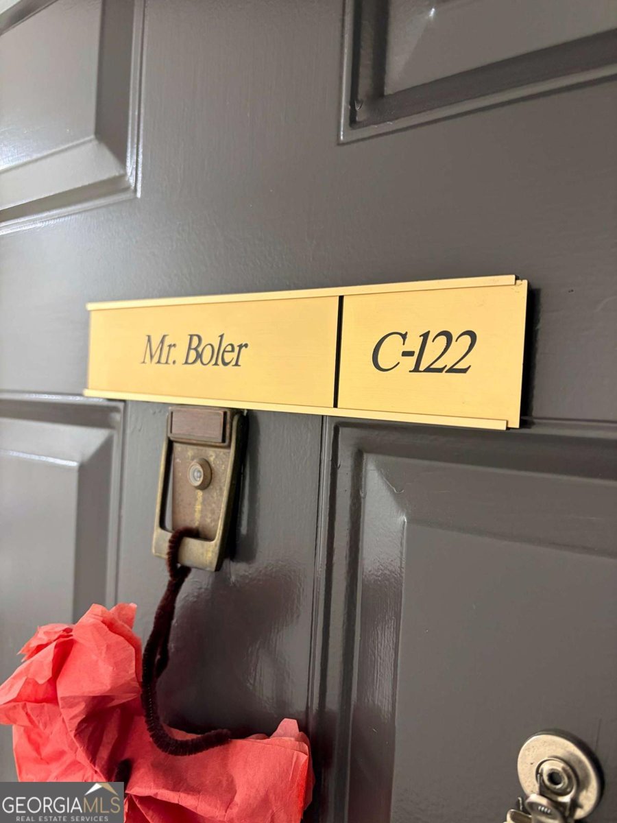 475 Mount Vernon Highway Sandy Springs - Photo 1