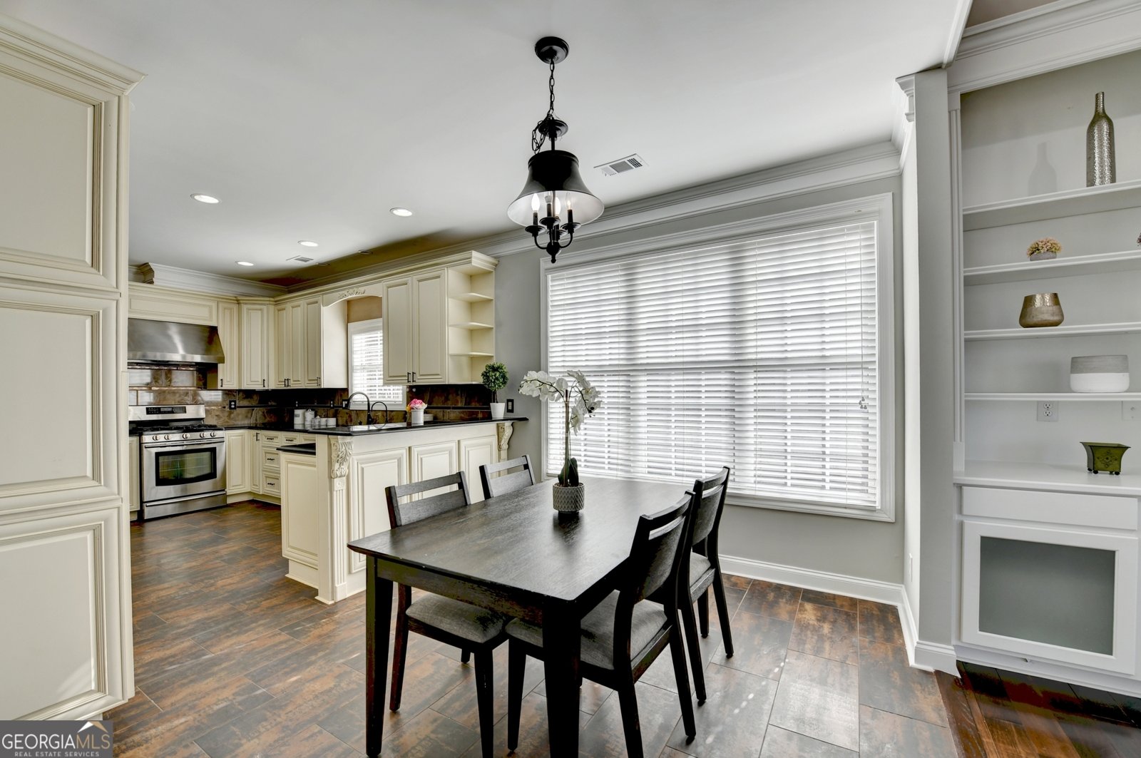 2470 Gramercy Park Circle Duluth - Photo 18