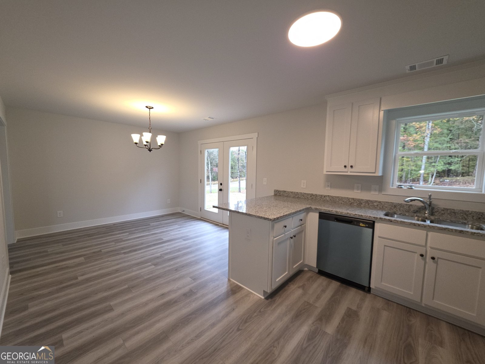 102 Armstrong Mansfield - Photo 8