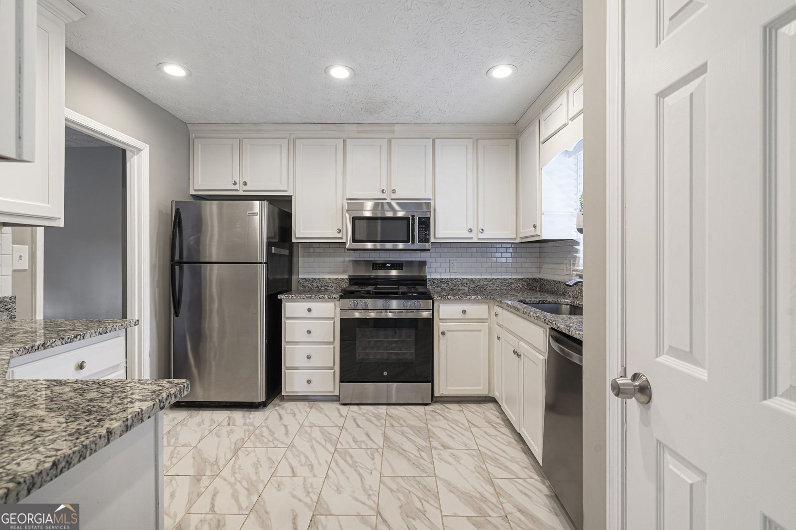 2632 Fairfield Drive Marietta - Photo 17