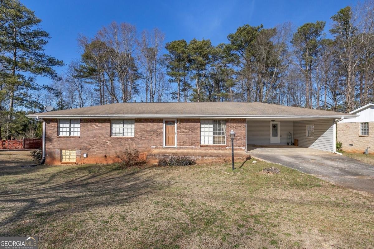 2075 Pinevale Drive Marietta - Photo 1