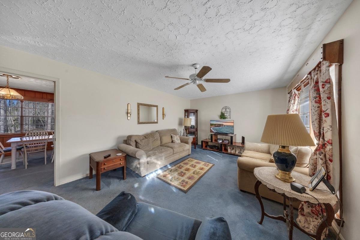 2075 Pinevale Drive Marietta - Photo 6