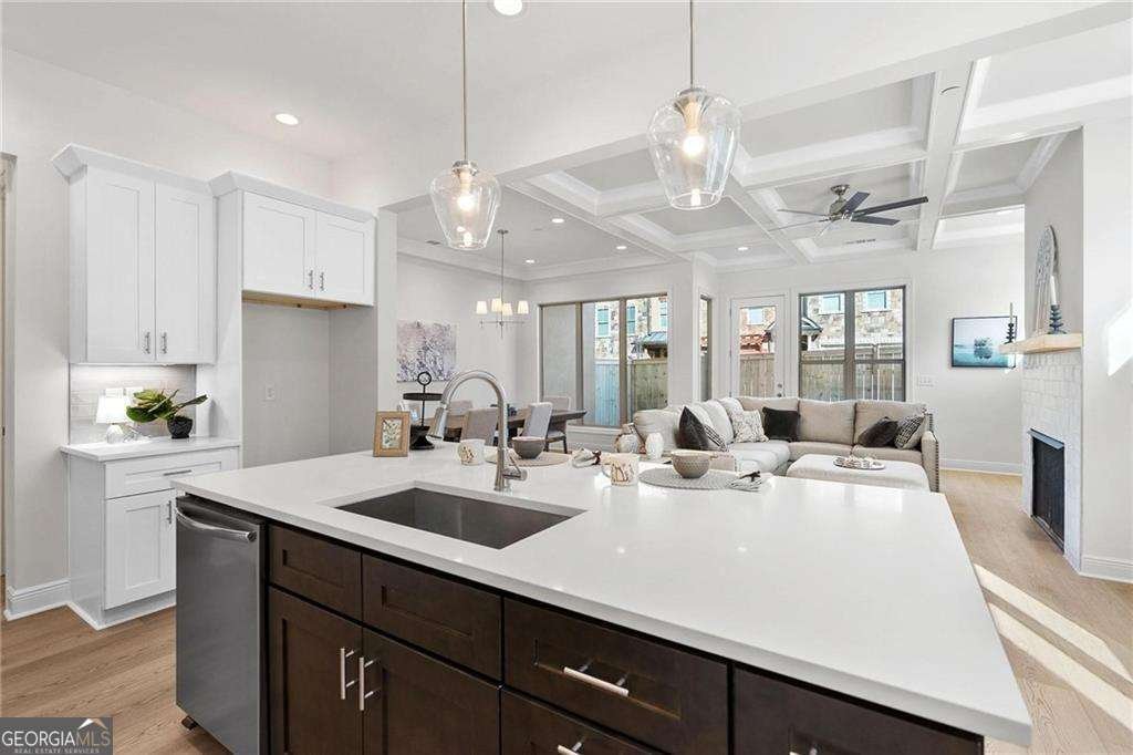 110 Via Roma Woodstock - Photo 9