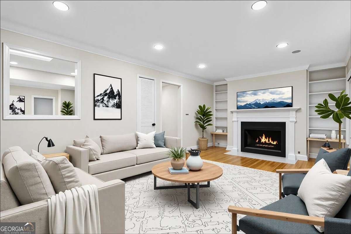 232 Peachtree Hollow Court Sandy Springs - Photo 12