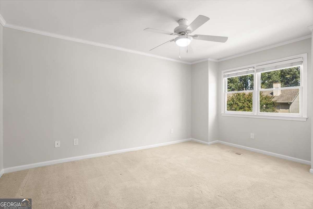 232 Peachtree Hollow Court Sandy Springs - Photo 20