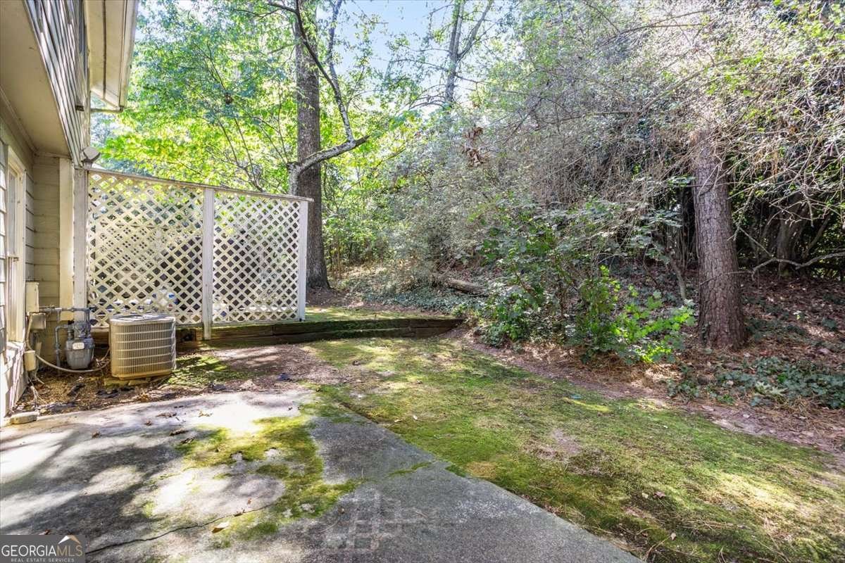 232 Peachtree Hollow Court Sandy Springs - Photo 33