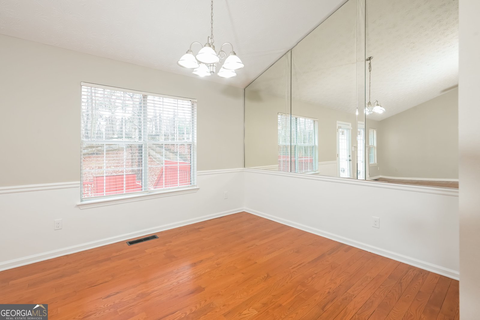 1418 Wilkes Ive Drive Dacula - Photo 6