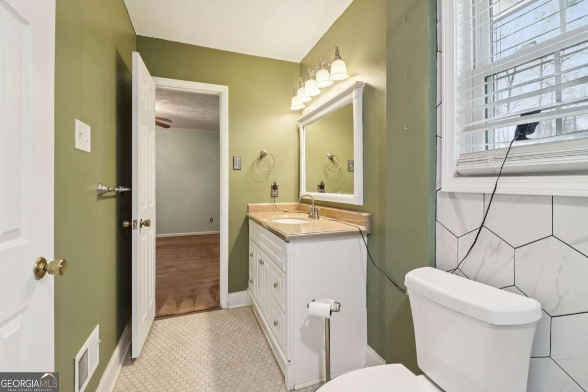 755 Nottingham Road Jonesboro - Photo 29