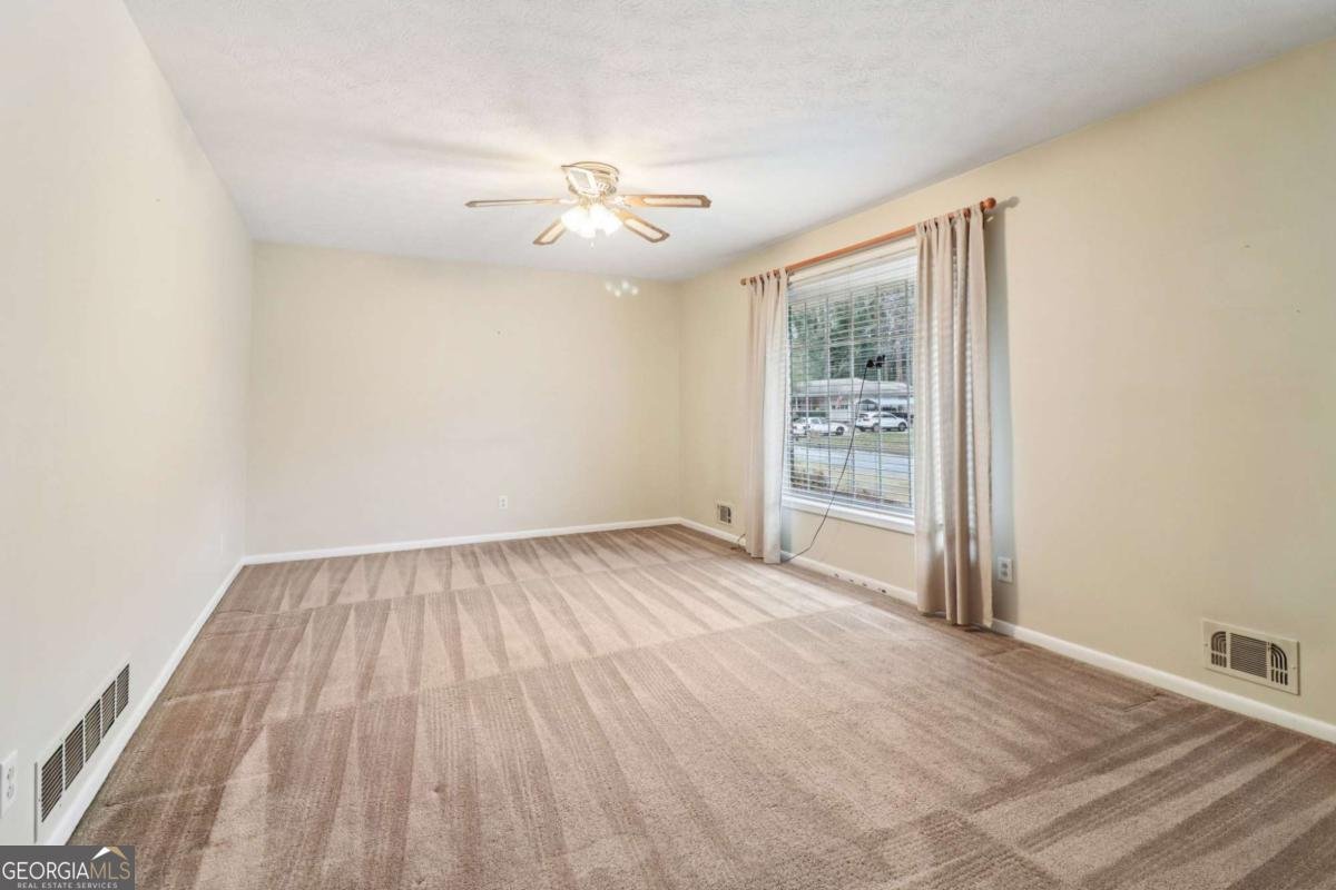 755 Nottingham Road Jonesboro - Photo 8