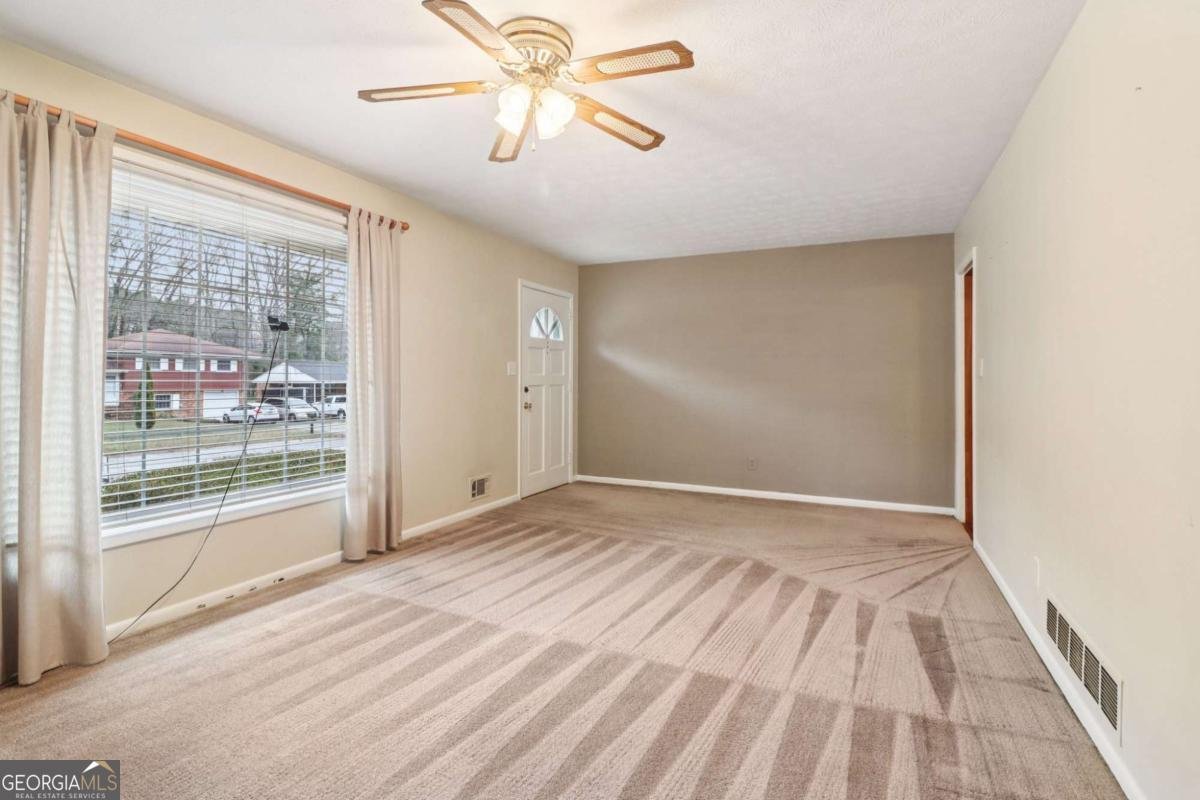 755 Nottingham Road Jonesboro - Photo 9