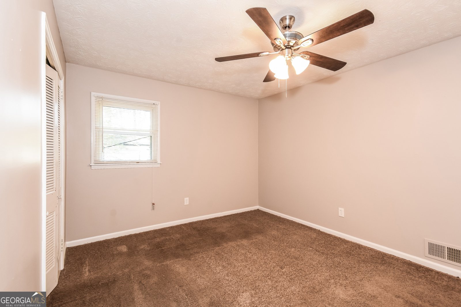 156 King David Drive Lilburn - Photo 10