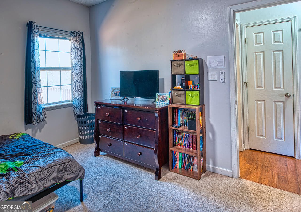 221 Pendleton Court Macon - Photo 13