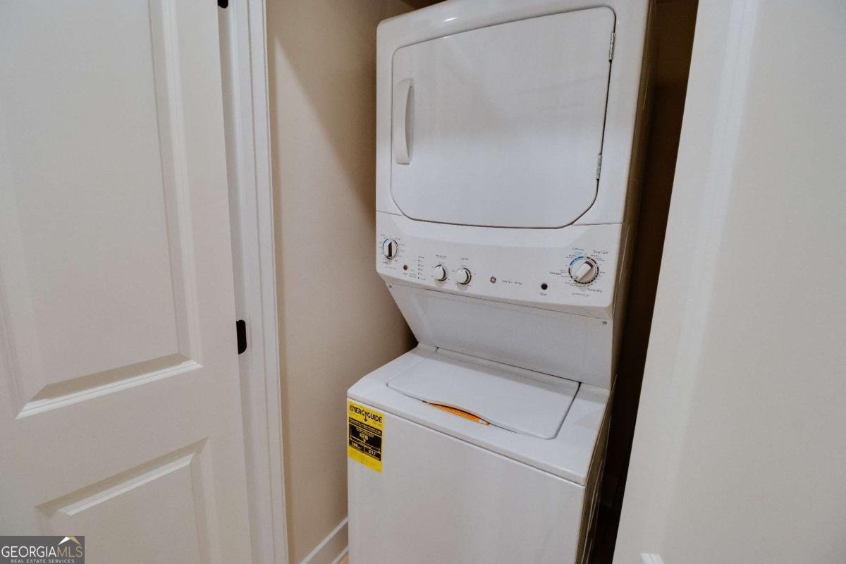 1021 Pointe Tignall - Photo 14