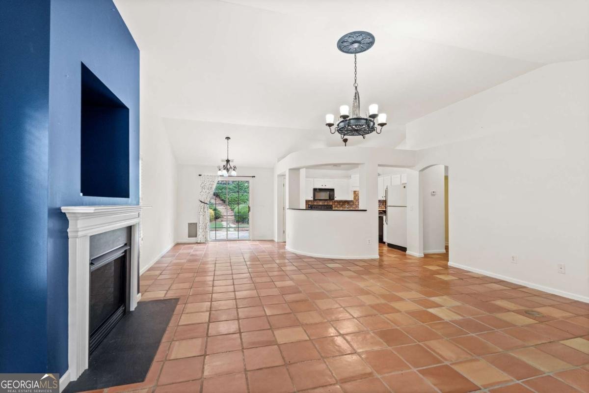 422 Arrowhead Trail Canton - Photo 7