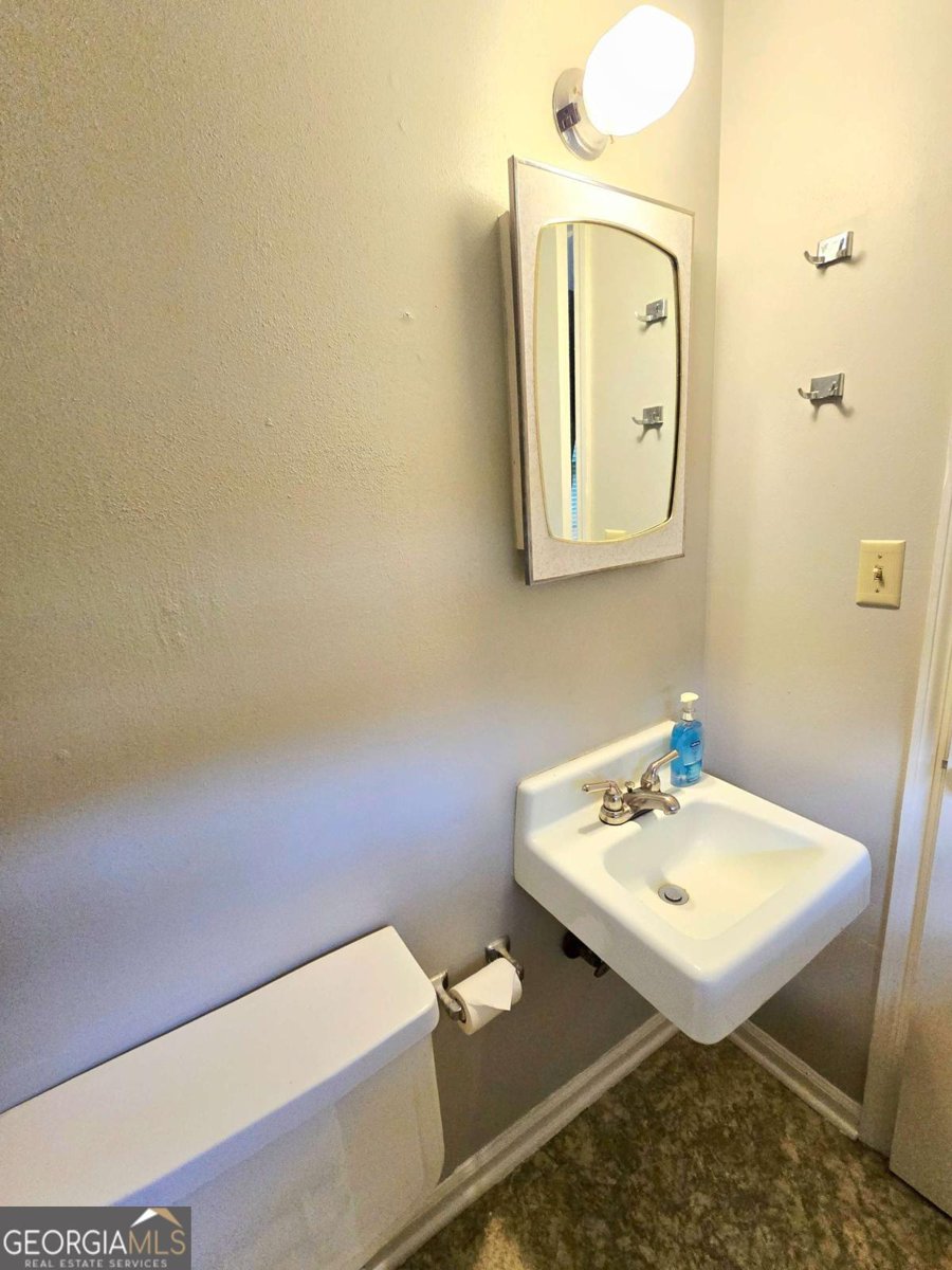 103 Martha Circle Fitzgerald - Photo 8