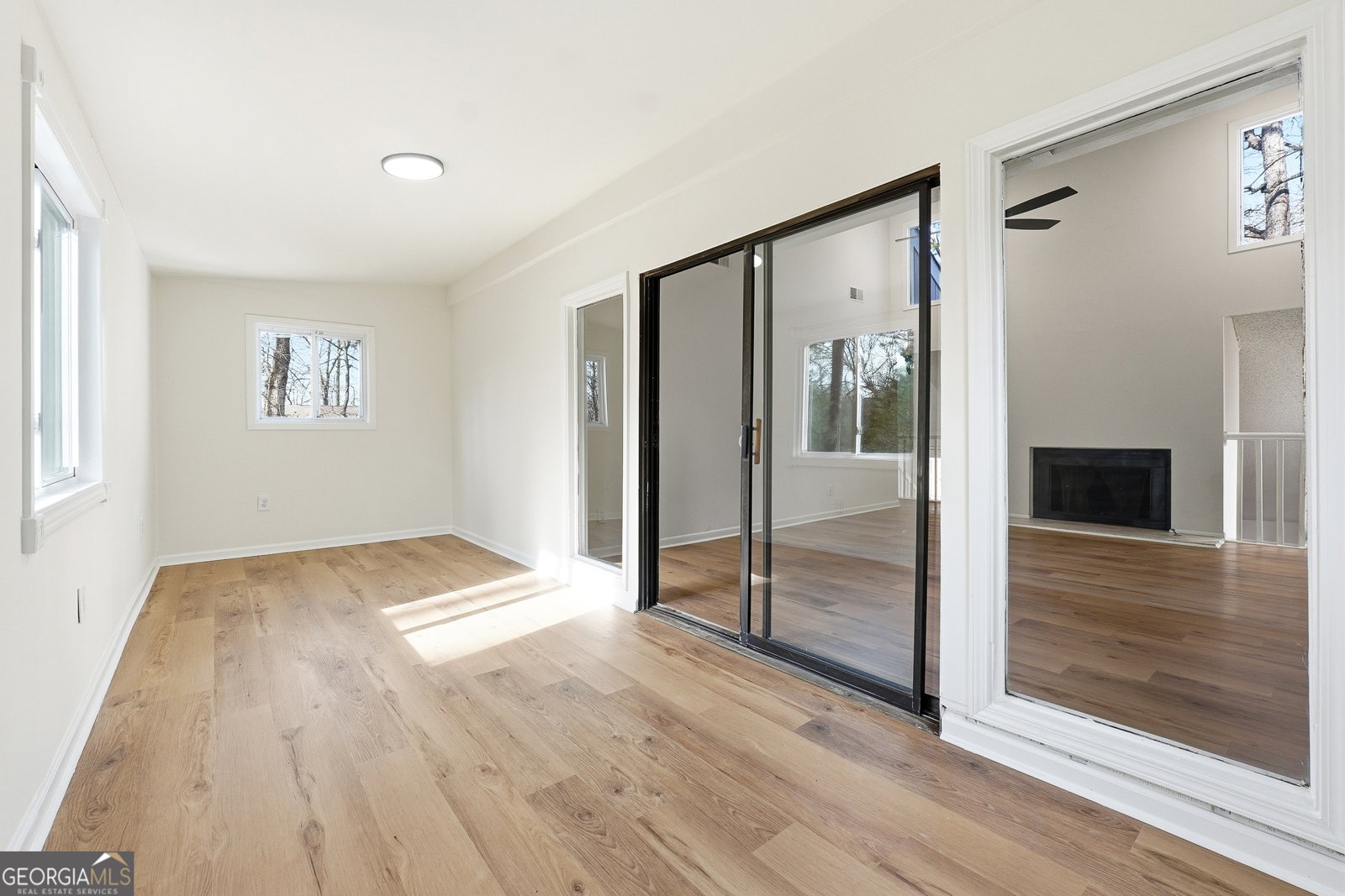 5001 Hickory Oak Court Stone Mountain - Photo 11