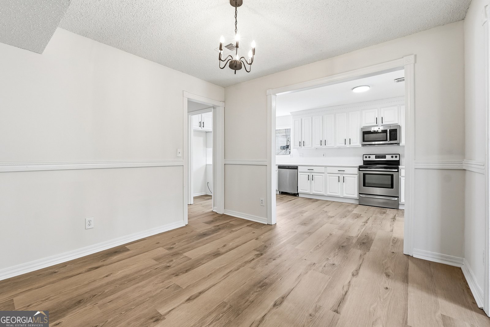 5001 Hickory Oak Court Stone Mountain - Photo 9