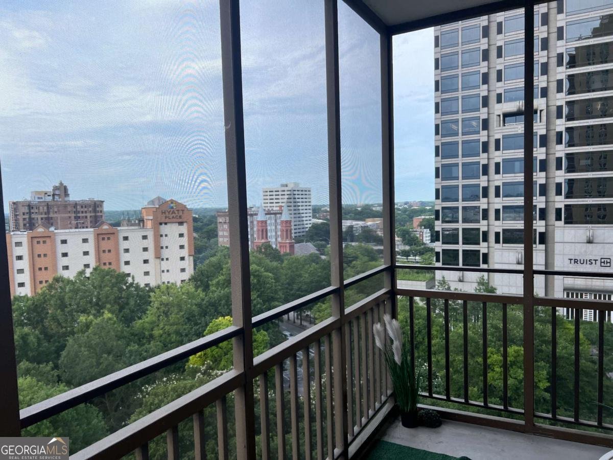 300 Peachtree Street Atlanta - Photo 29