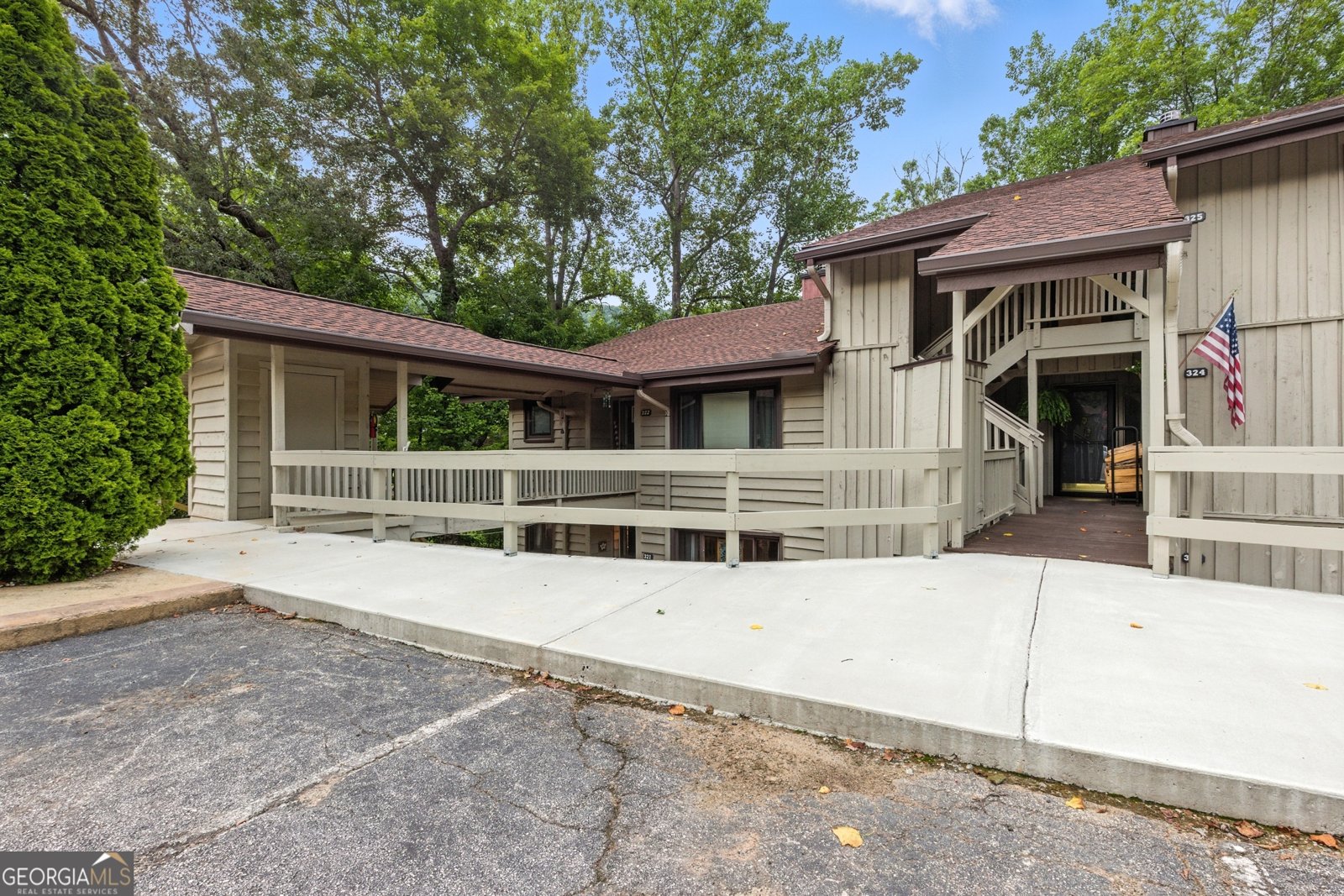 251 Shakespeare Drive Clayton - Photo 23