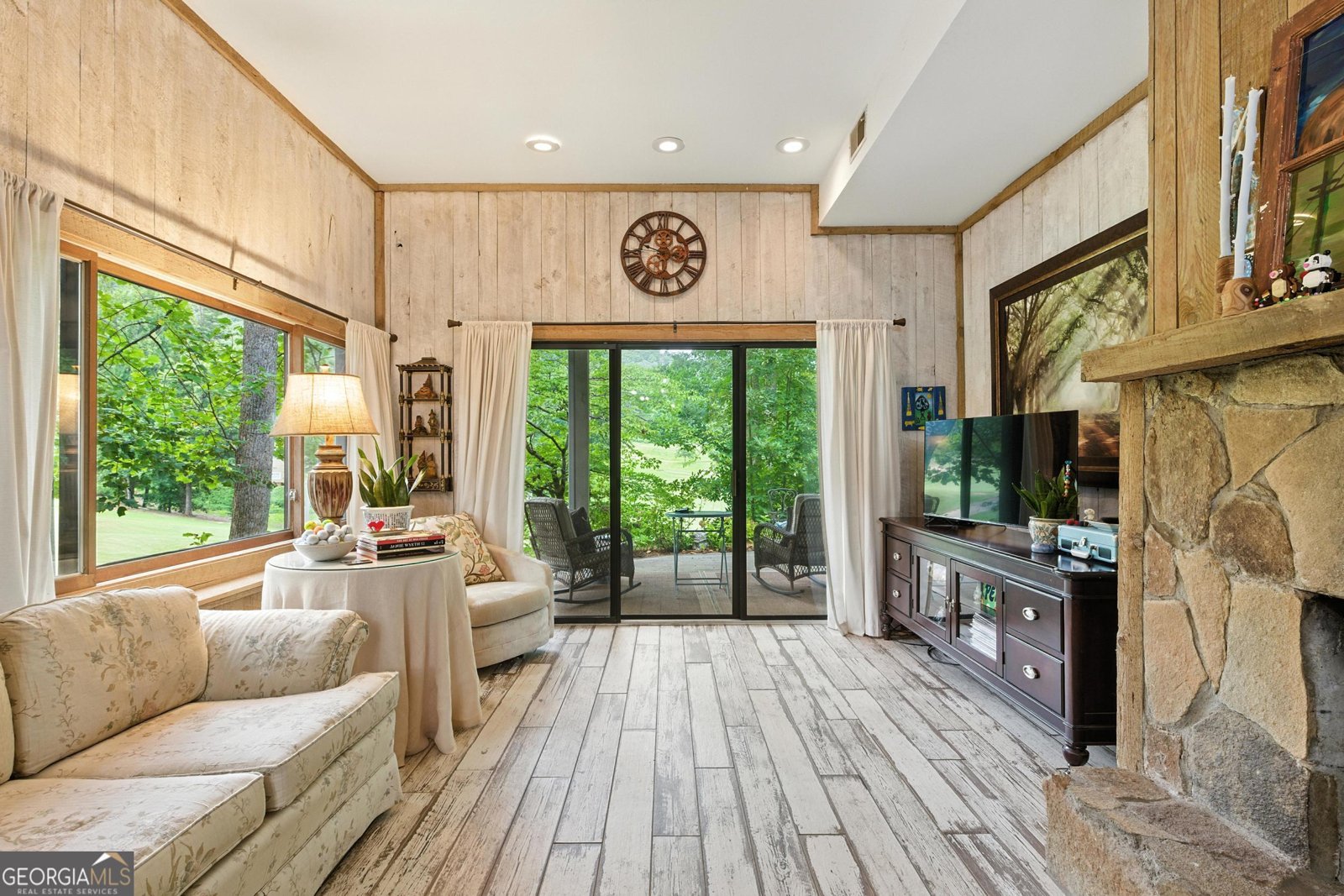 251 Shakespeare Drive Clayton - Photo 9