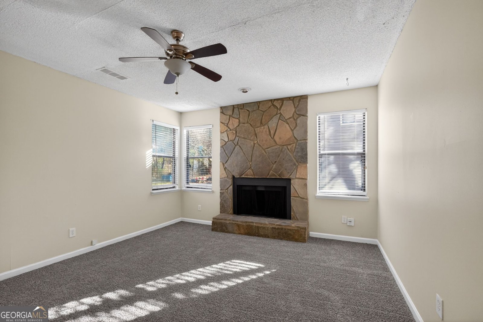 858 Chapman Circle Stone Mountain - Photo 8