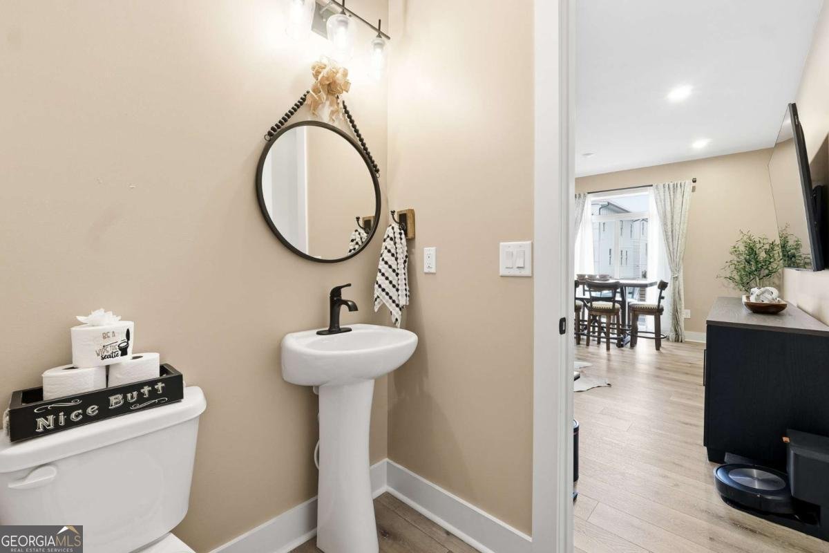 354 Clarendon Court Gainesville - Photo 16