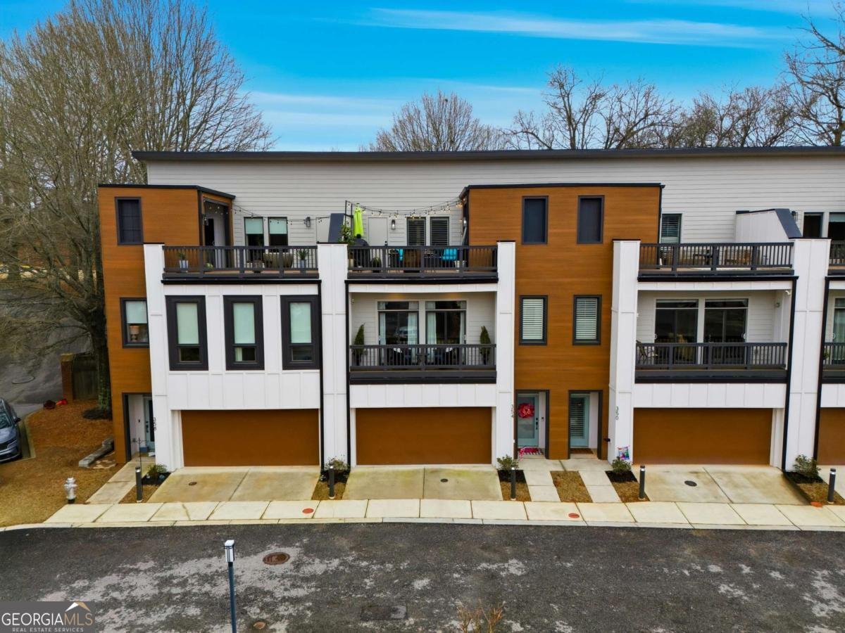 354 Clarendon Court Gainesville - Photo 32