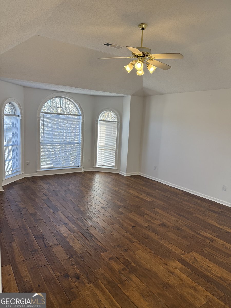 137 Arbor Cove Way Stockbridge - Photo 13