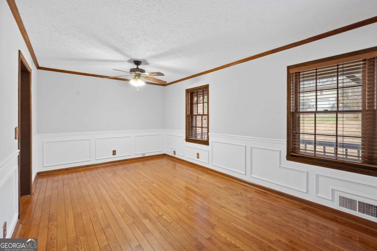 426 Riverlake Court Woodstock - Photo 10