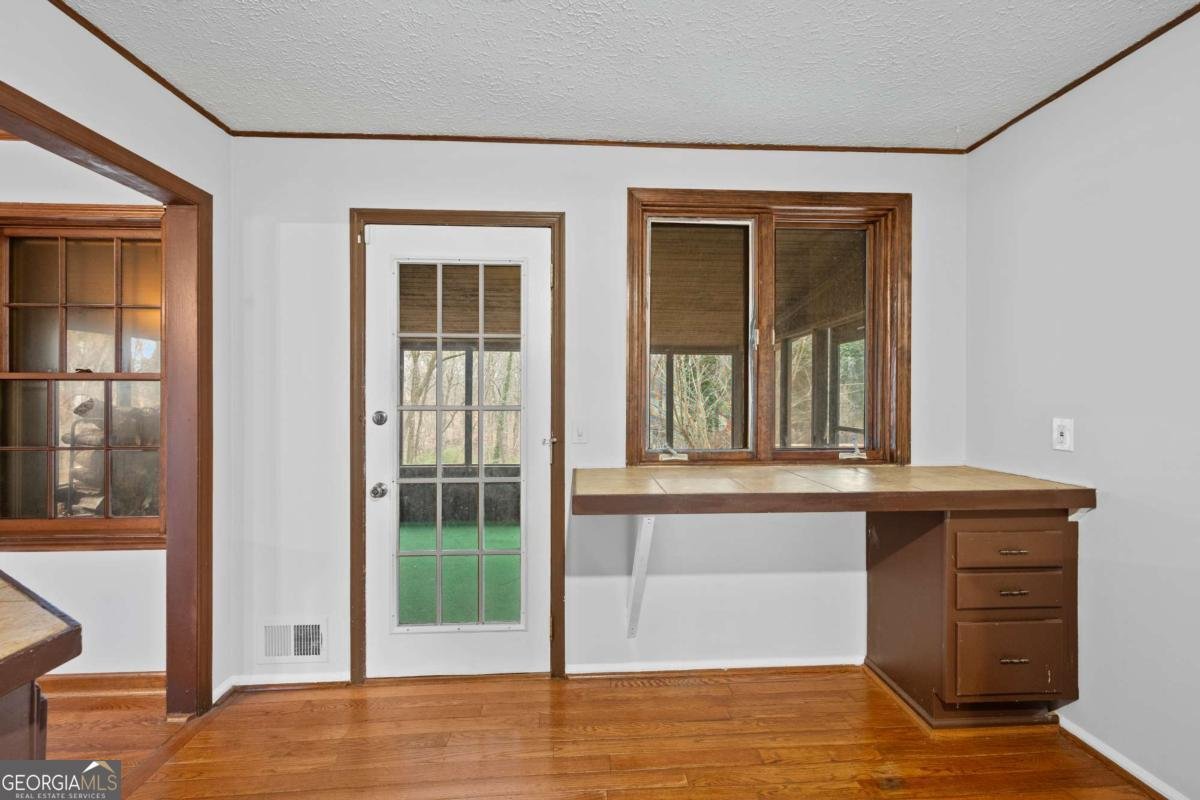 426 Riverlake Court Woodstock - Photo 13