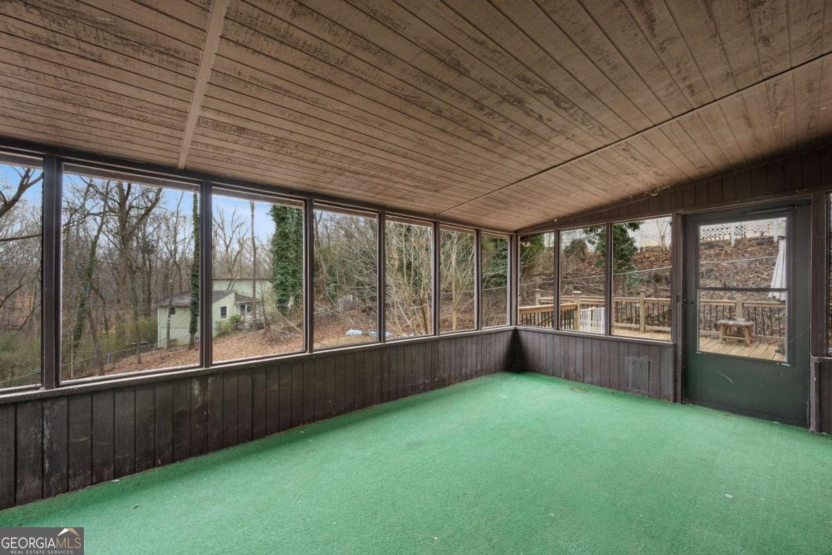 426 Riverlake Court Woodstock - Photo 36